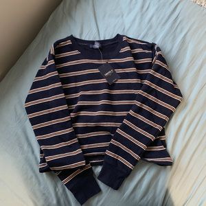 Forever 21 long sleeved fleece lined T-shirt